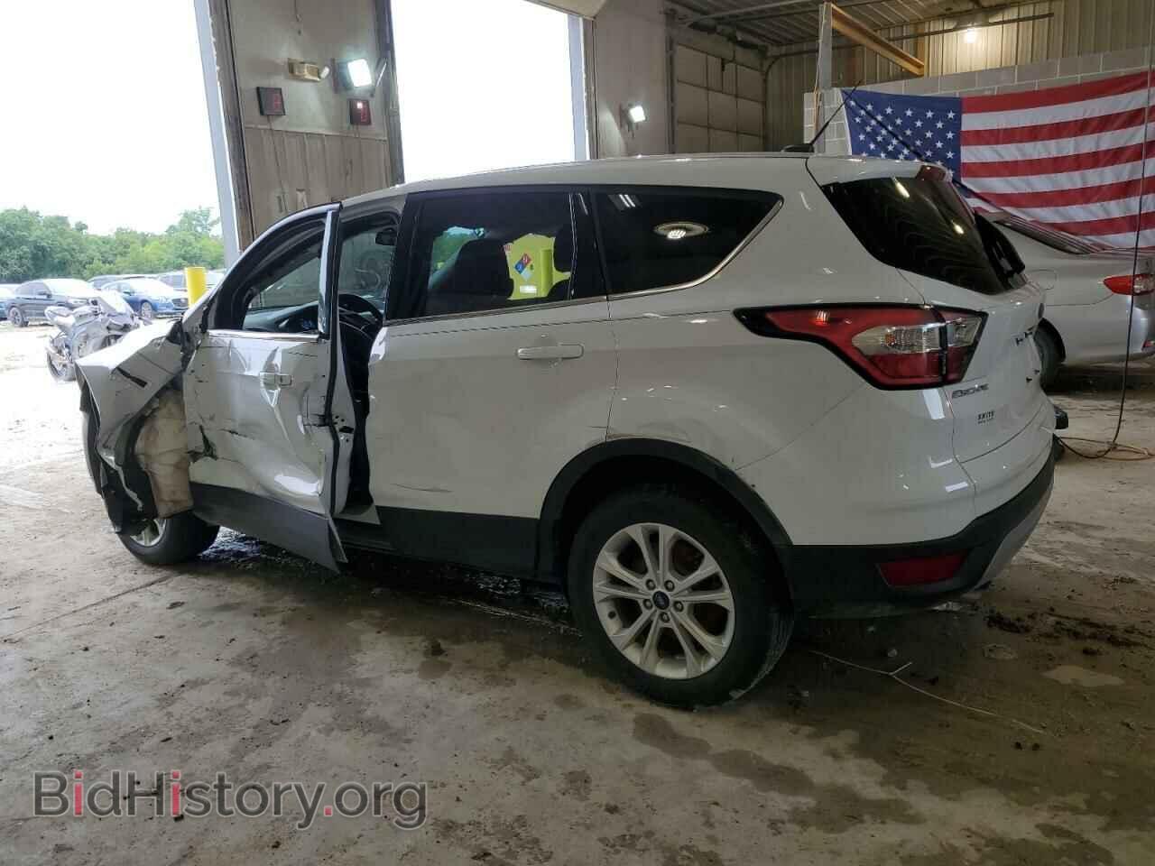 2017 FORD ESCAPE - VIN: 1FMCU0GD5HUC09518 - Фото 2