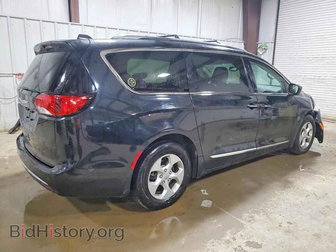 2017 CHRYSLER PACIFICA - VIN: 2C4RC1EG2HR727555 - Photo 3
