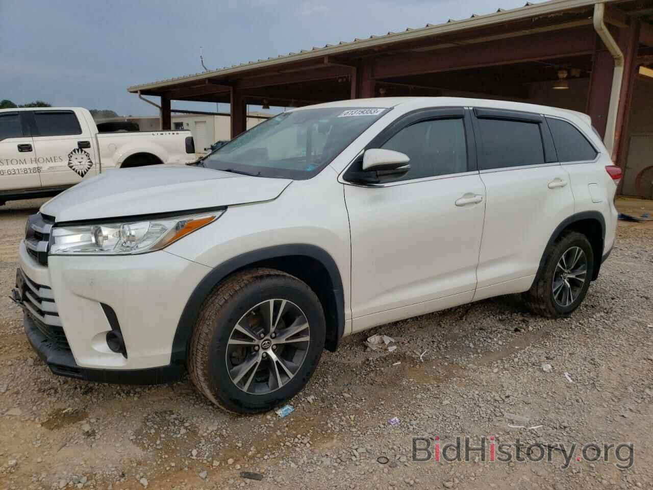 Photo 5TDZARFH0JS040261 - TOYOTA HIGHLANDER 2018