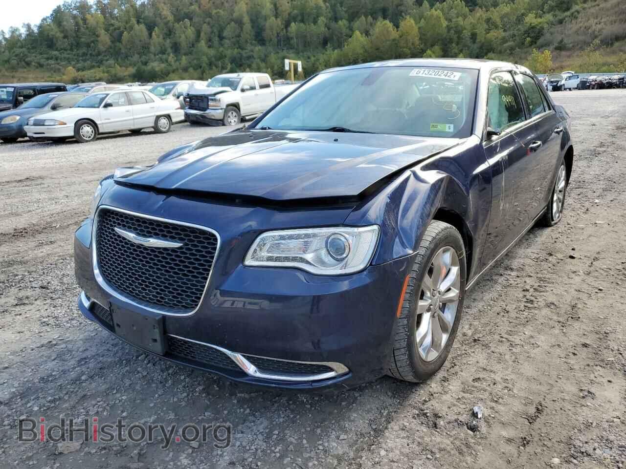 2017 CHRYSLER 300 - VIN: 2C3CCARG5HH614581 - Фото 2