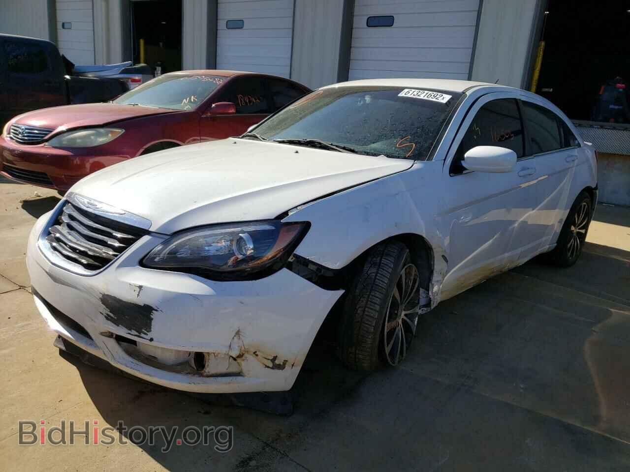 2014 CHRYSLER 200 - VIN: 1C3CCBBG5EN108199 - Фото 2