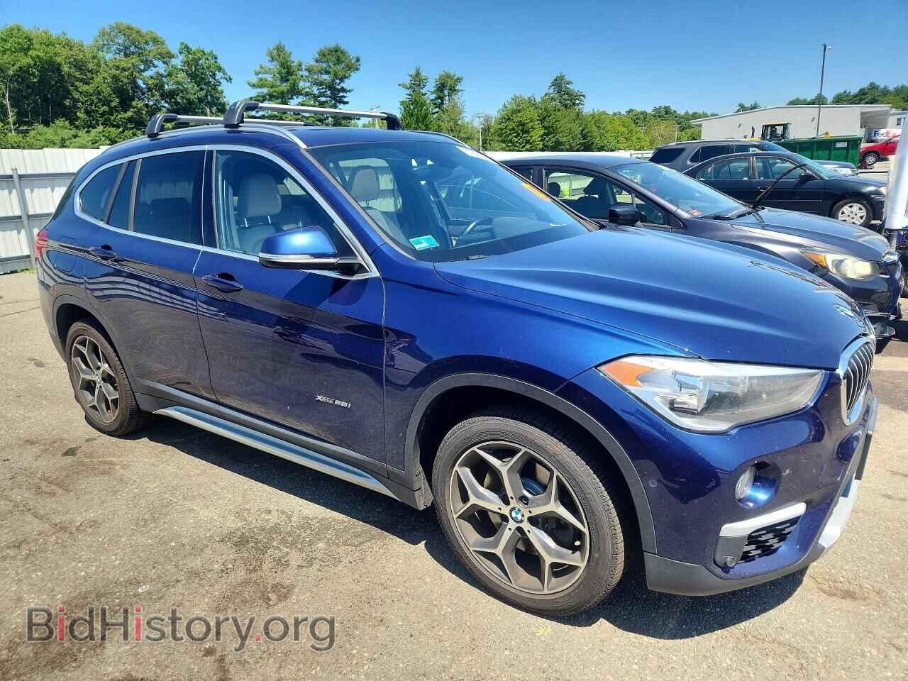 2017 BMW X1 - VIN: WBXHT3C36H5F72468 - Фото 4