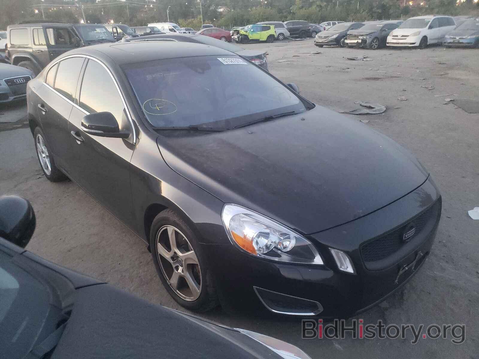 Photo YV1622FS6C2132241 - VOLVO S60 2012