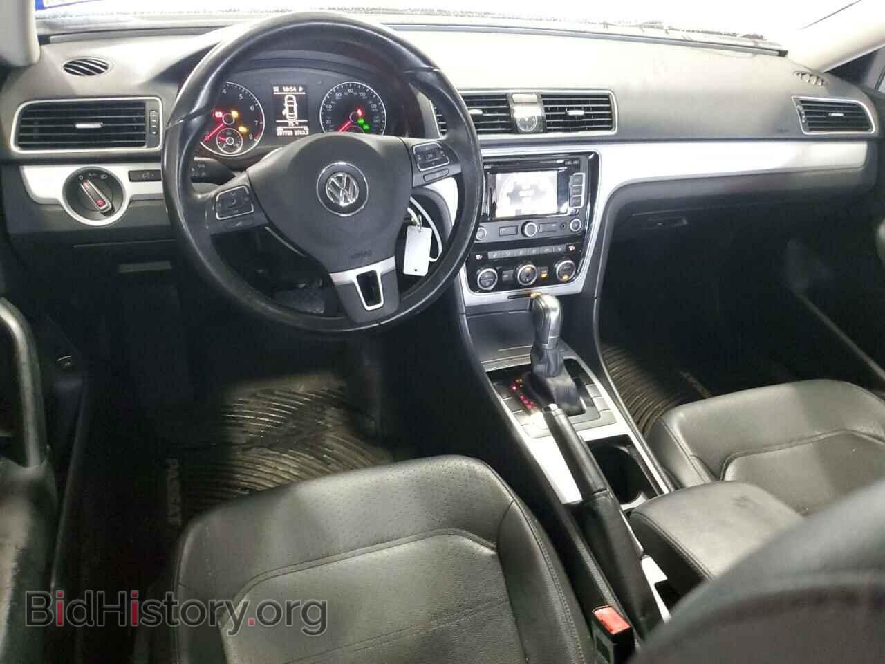 2012 VOLKSWAGEN PASSAT - VIN: 1VWBP7A32CC066992 - Фото 8