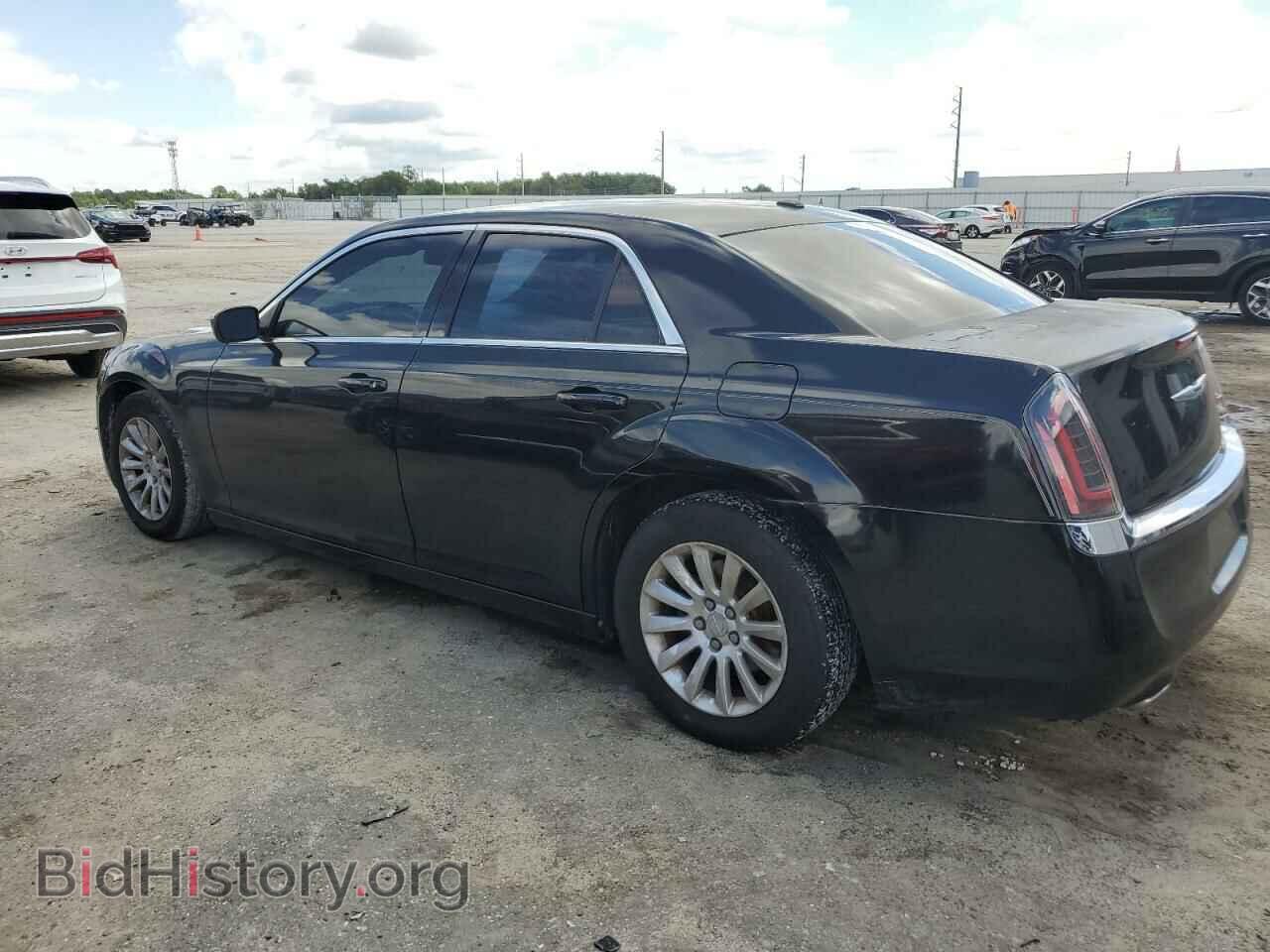 2013 CHRYSLER 300 - VIN: 2C3CCAAG0DH573444 - Фото 2