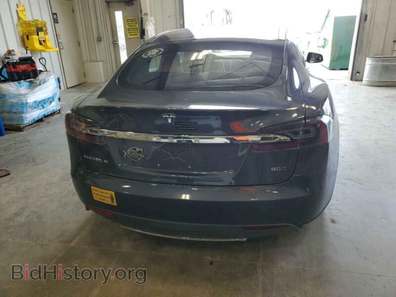 2016 Tesla MODEL S (VIN 5YJSA1E26GF126607) — фото 6 из 13