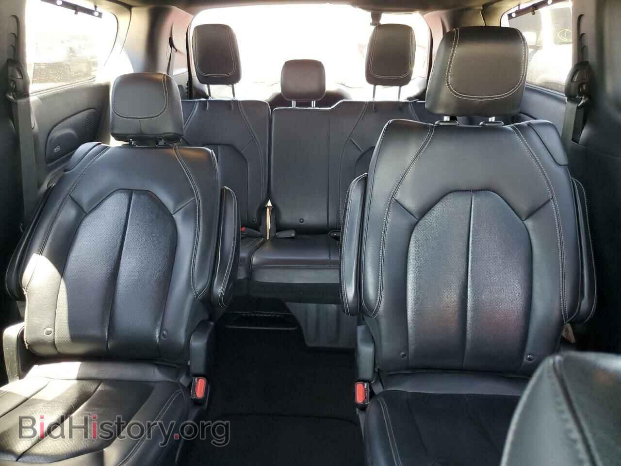 2018 CHRYSLER PACIFICA - VIN: 2C4RC1EG6JR352002 - Фото 10