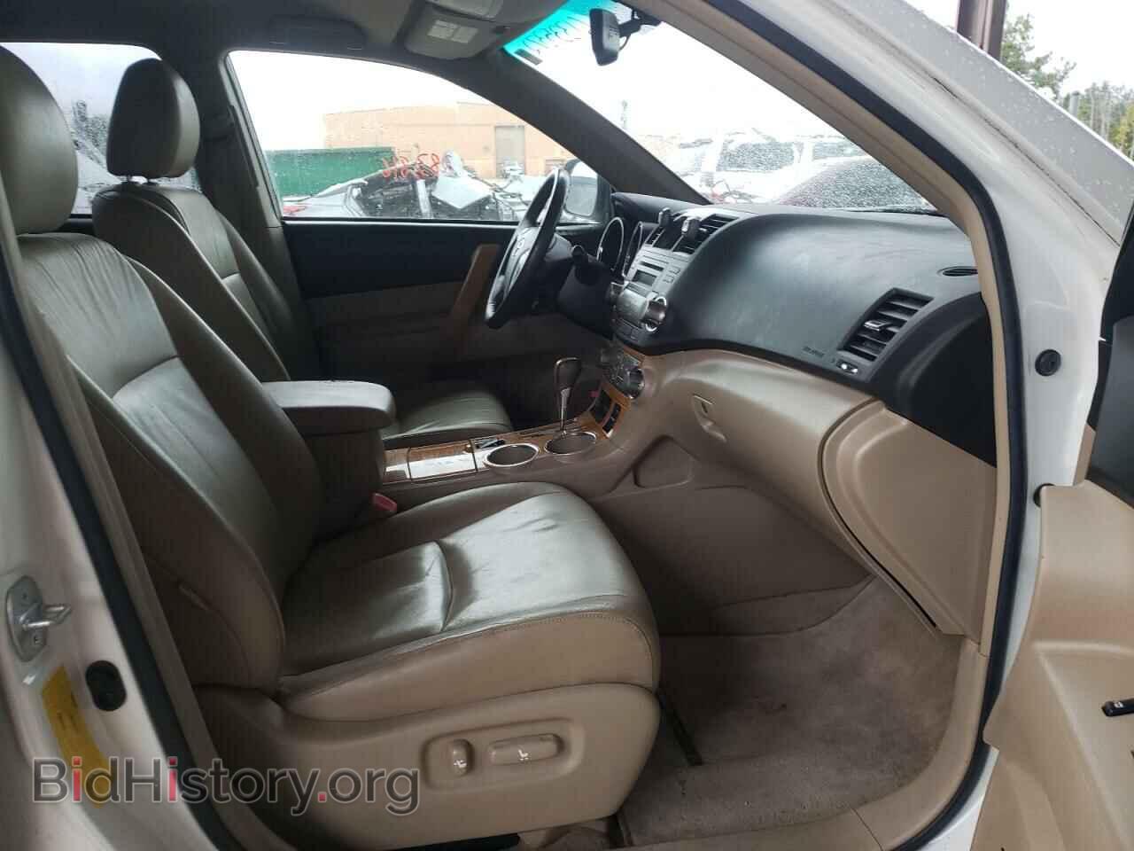 2008 TOYOTA HIGHLANDER - VIN: JTEEW44A482008564 - Фото 5