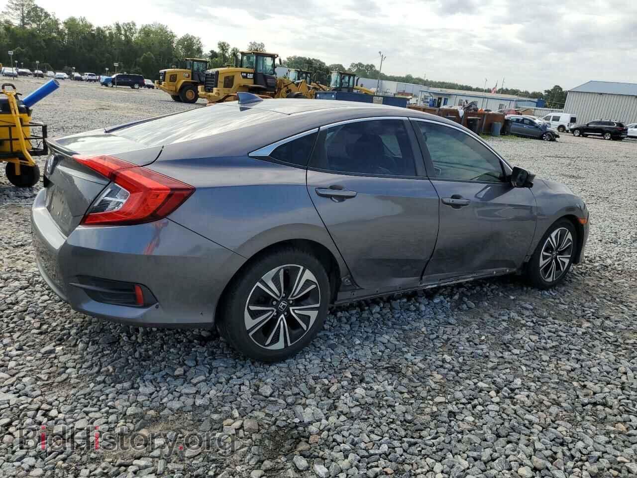 2017 HONDA CIVIC - VIN: 19XFC1F30HE200324 - Фото 3