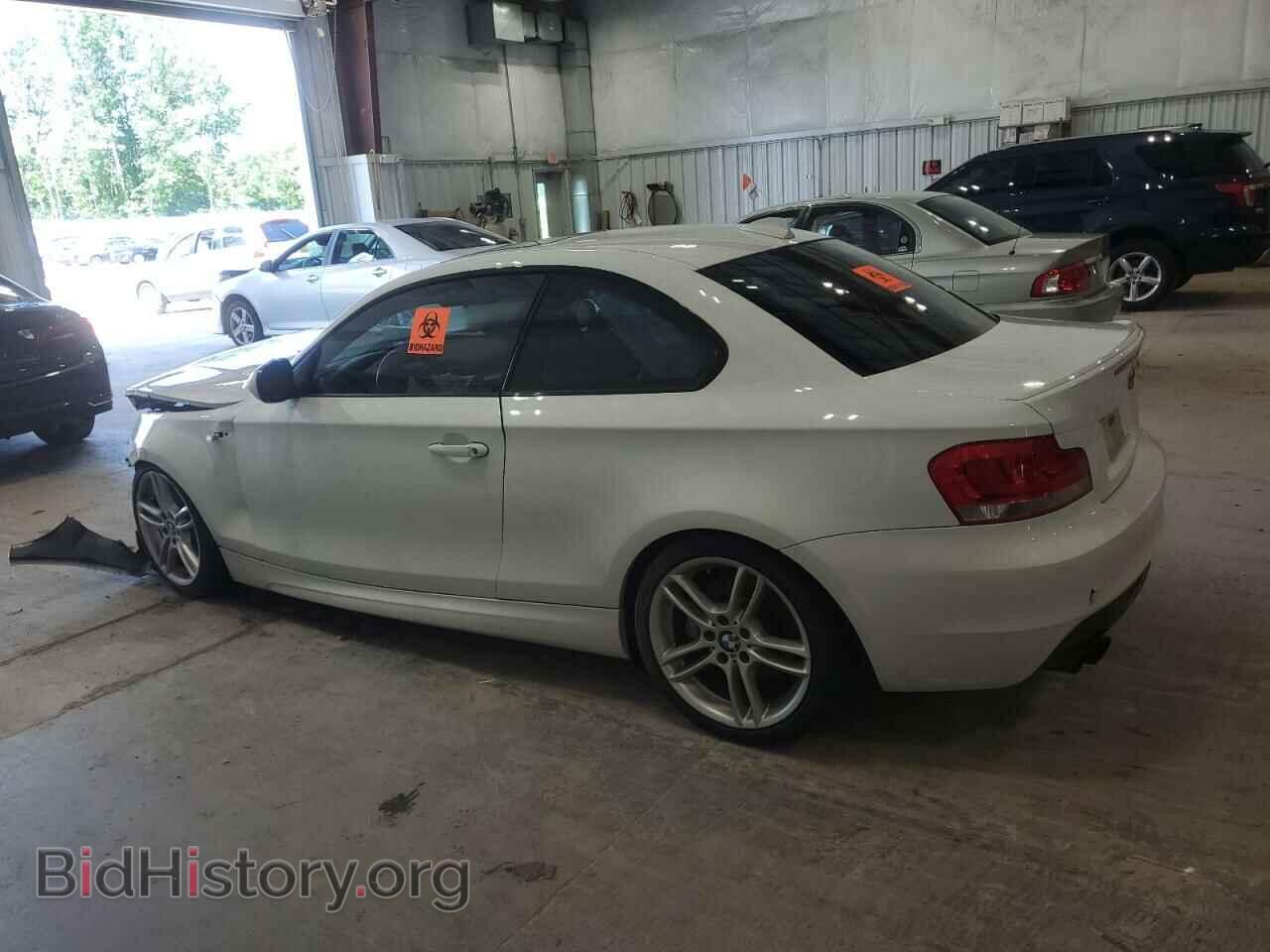 2013 BMW 1 SERIES - VIN: WBAUC9C52DVY60511 - Фото 2