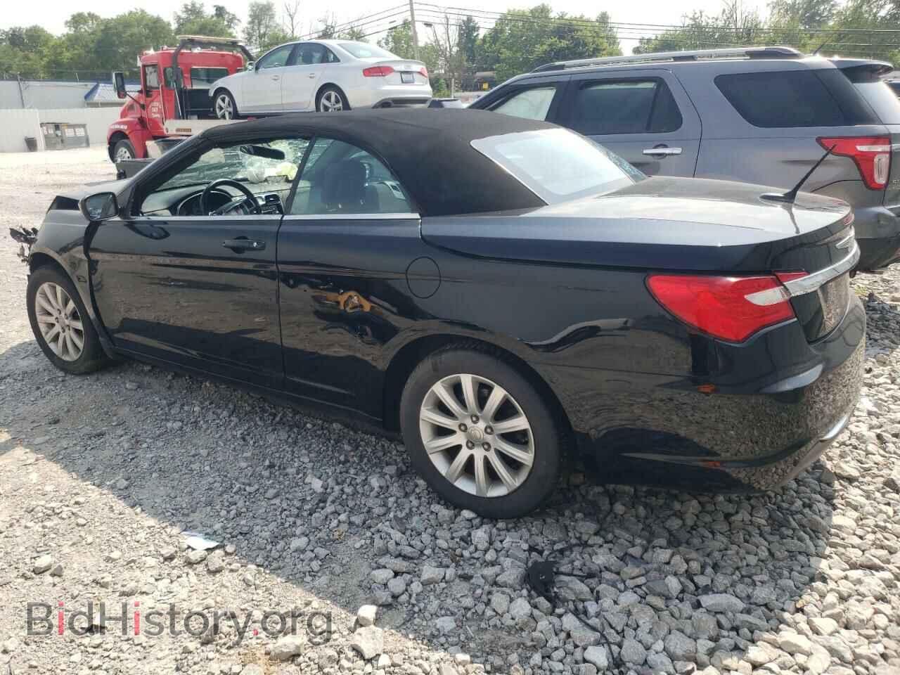 2013 CHRYSLER 200 - VIN: 1C3BCBEB1DN511817 - Фото 2