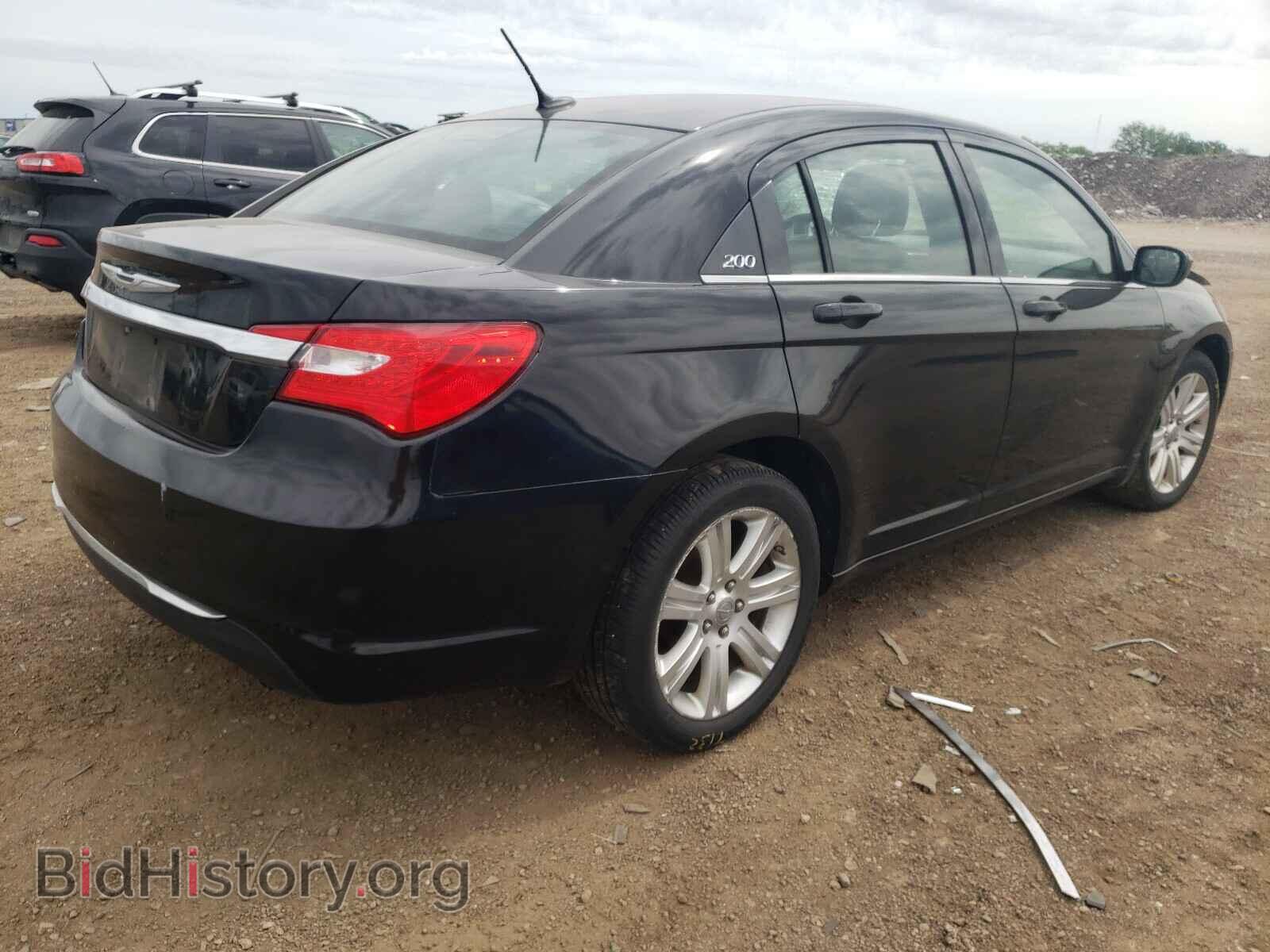2011 CHRYSLER 200 - VIN: 1C3BC1FB2BN623984 - Фото 4