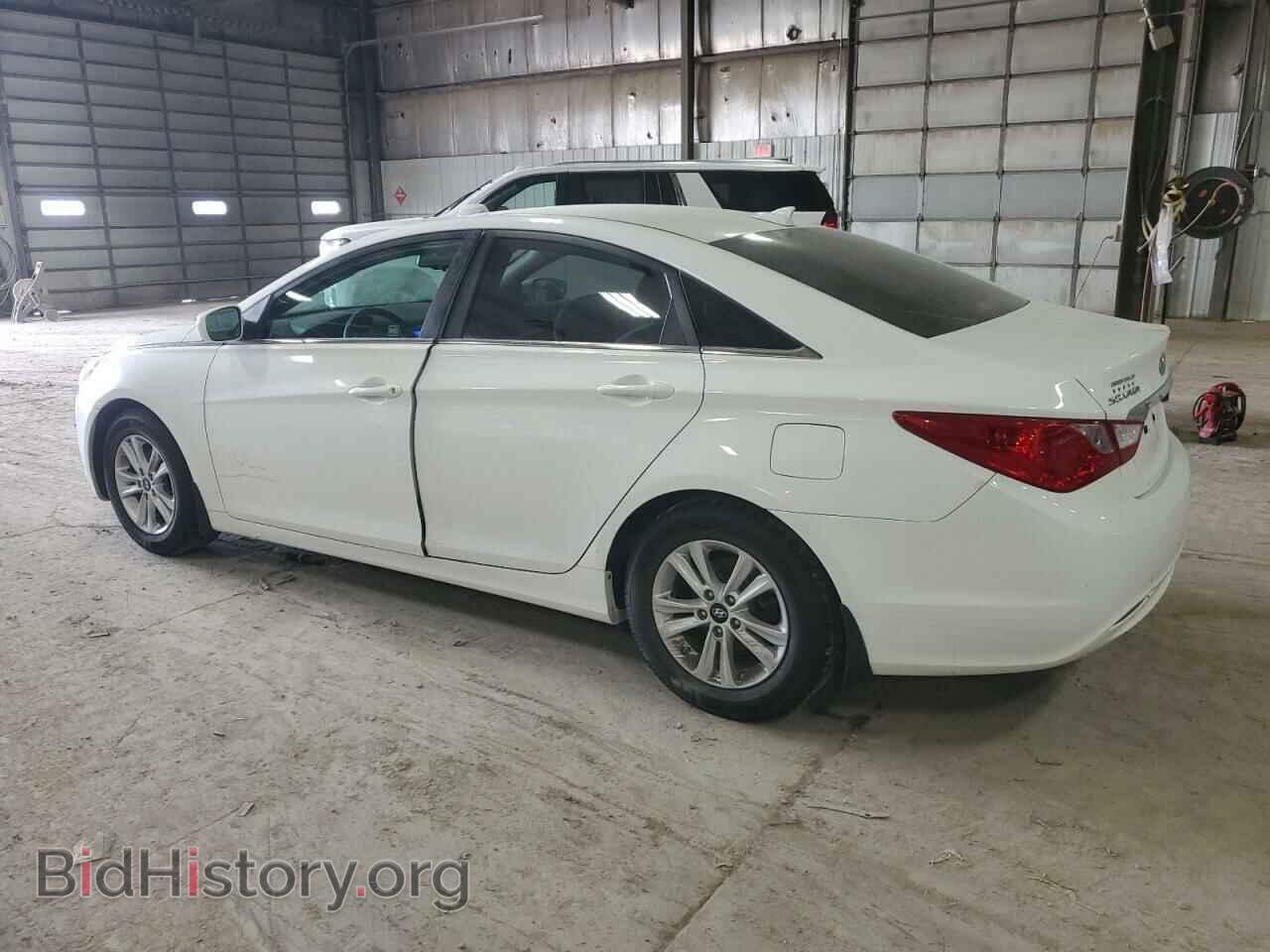 2013 HYUNDAI SONATA - VIN: 5NPEB4AC3DH800462 - Фото 2