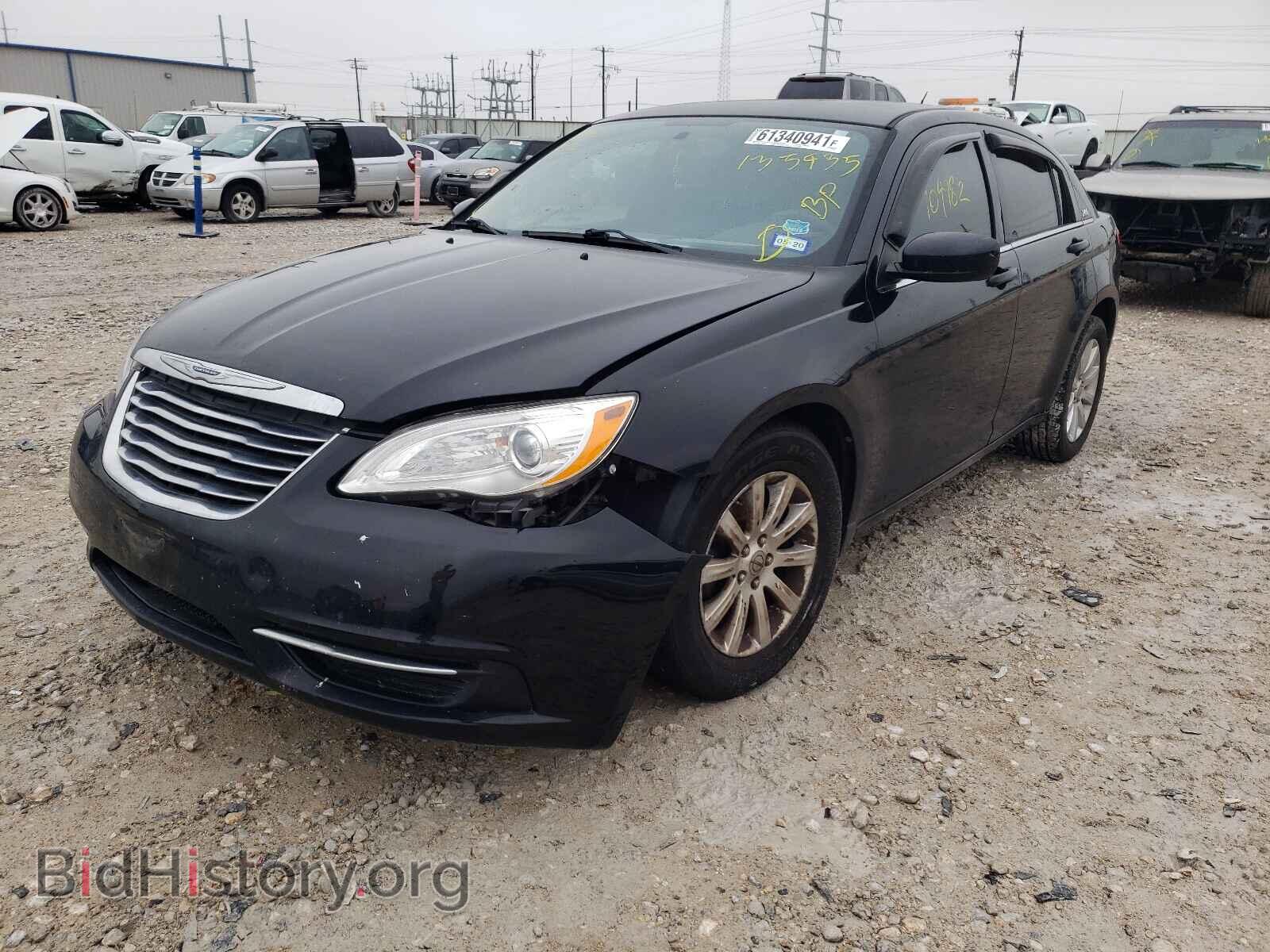 2012 CHRYSLER 200 - VIN: 1C3CCBBB1CN135935 - Фото 2