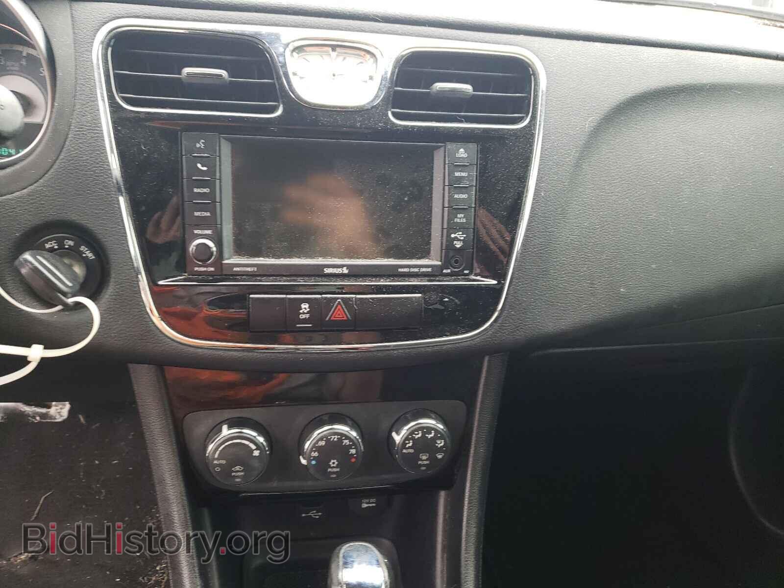 2012 CHRYSLER 200 - VIN: 1C3CCBBB1CN135935 - Фото 9