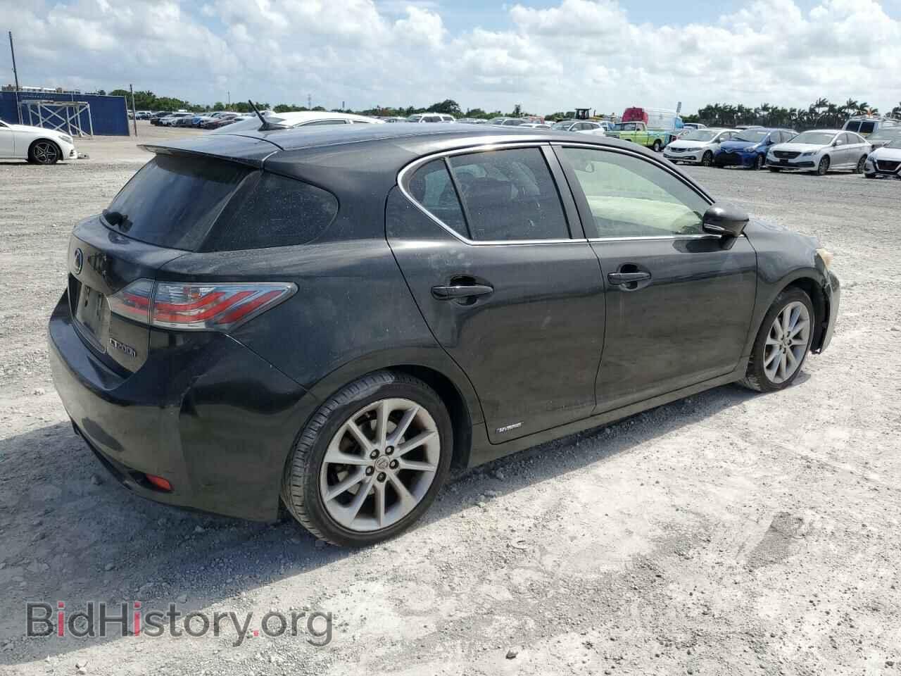 2011 LEXUS CT 200 - VIN: JTHKD5BH8B2012657 - Фото 3