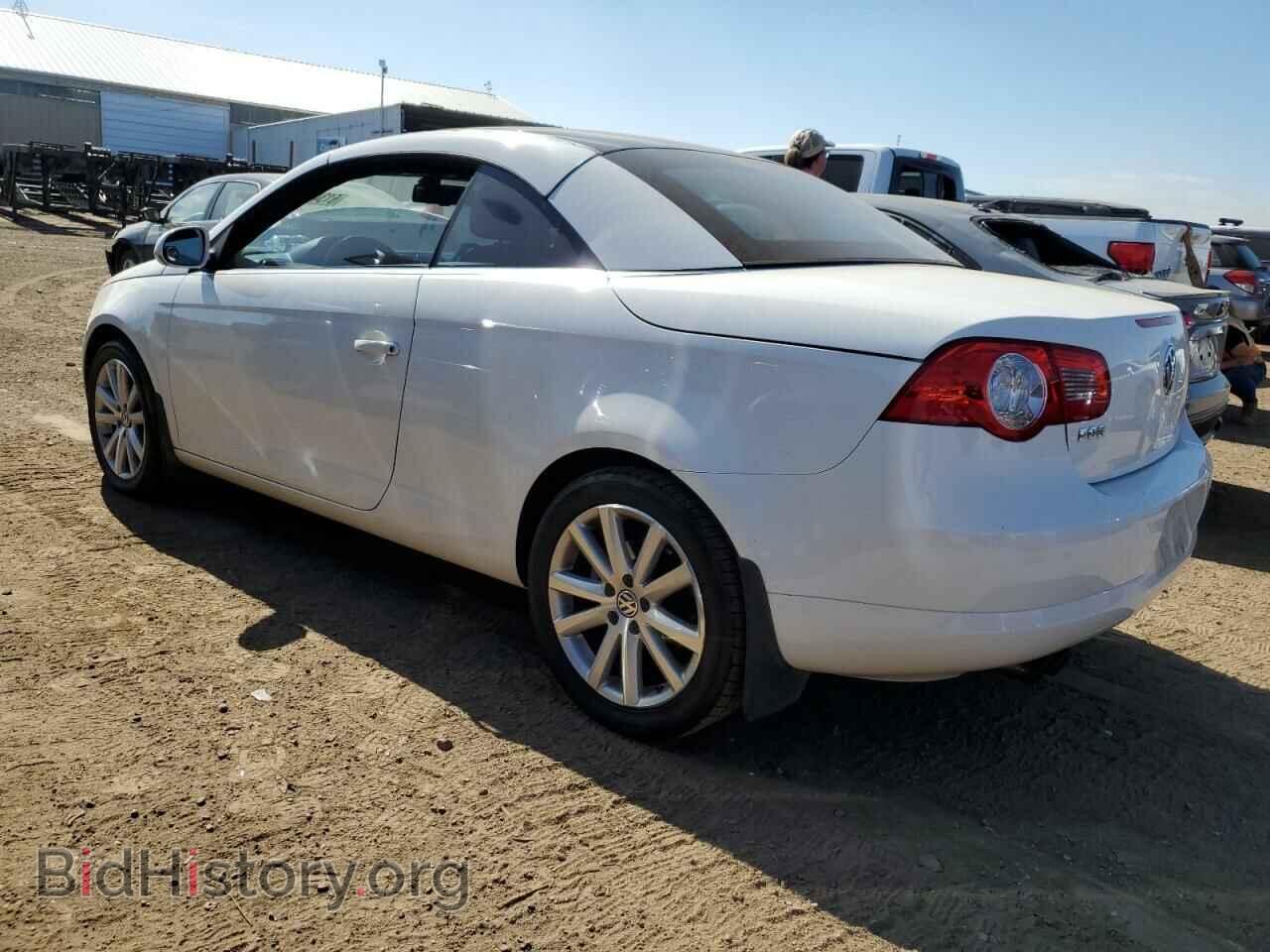 2007 VOLKSWAGEN EOS - VIN: WVWFA71F37V023613 - Фото 2