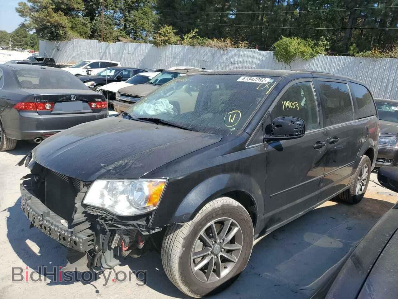 2017 DODGE CARAVAN - VIN: 2C4RDGCG1HR806069 - Фото 2