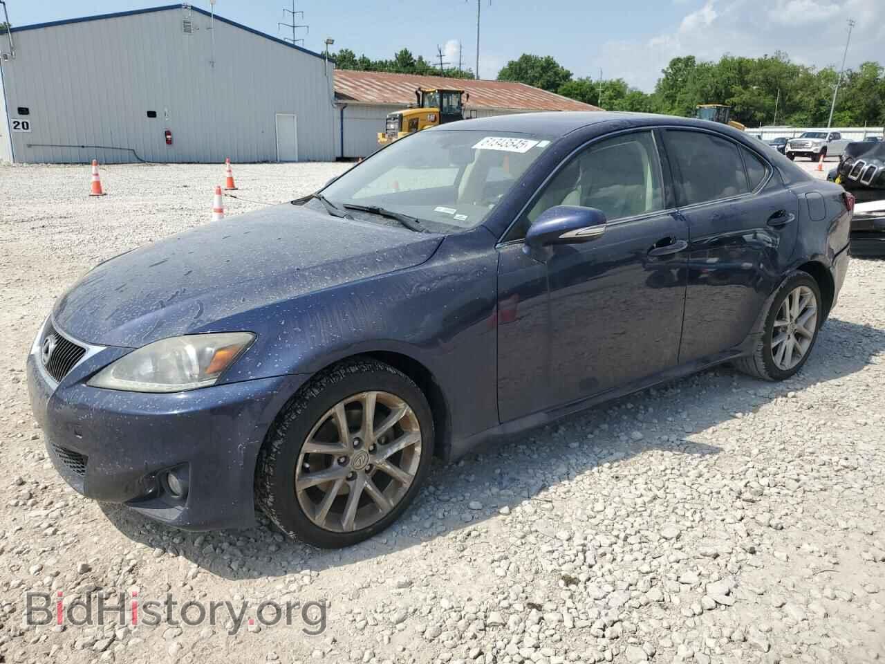 Photo JTHCF5C26B5045387 - LEXUS IS 2011