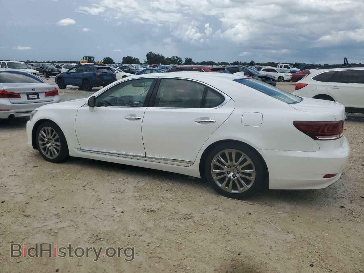 2015 LEXUS LS460 - VIN: JTHBL5EF0F5138173 - Фото 2