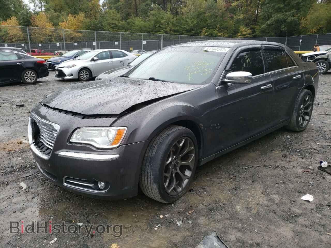 2013 CHRYSLER 300 - VIN: 2C3CCAKG5DH645186 - Фото 2