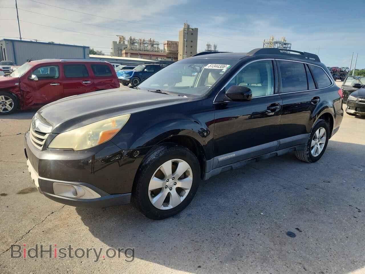 Photo 4S4BRELC0B2322366 - SUBARU OUTBACK 2011