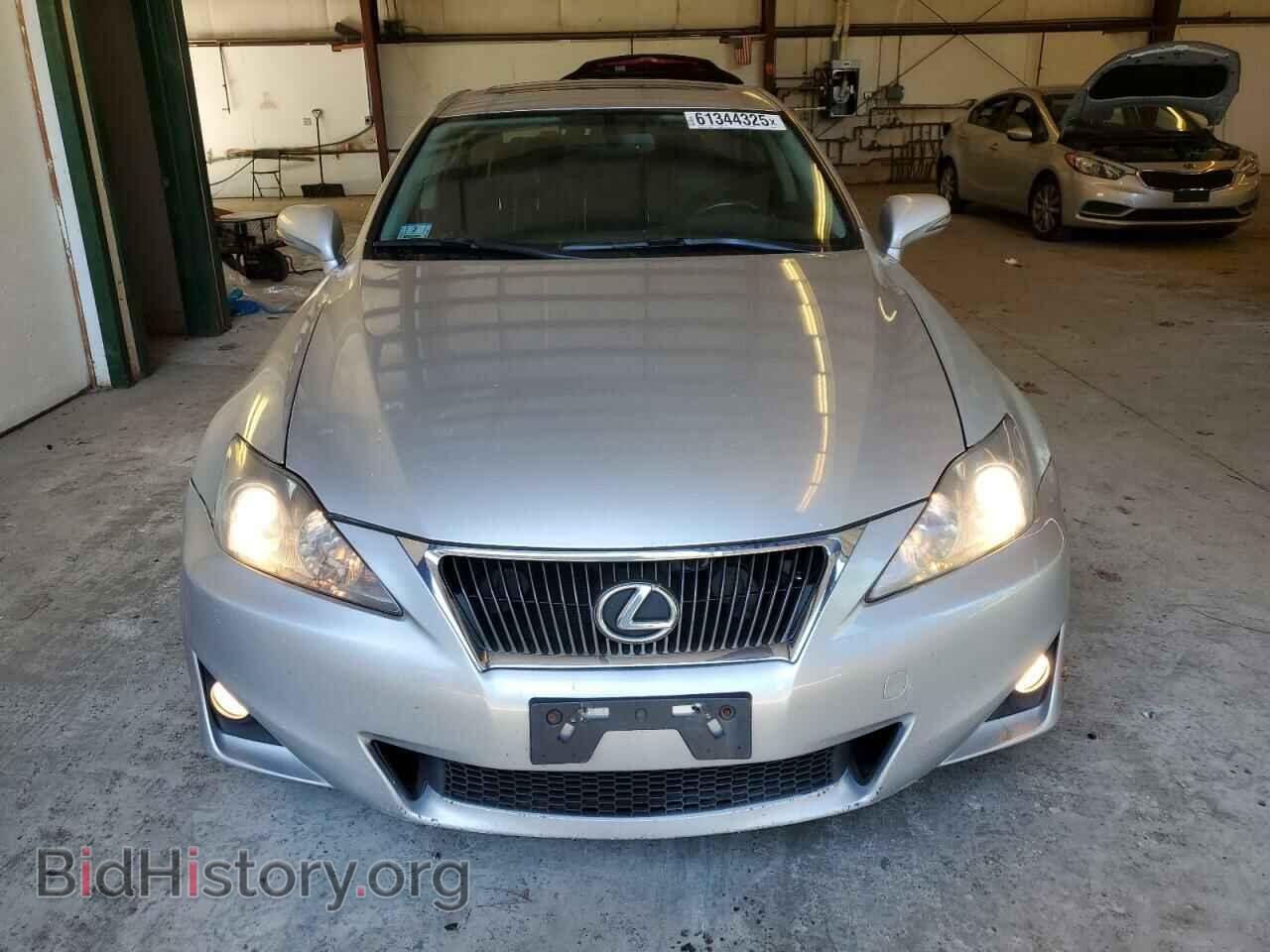 2011 LEXUS IS - VIN: JTHCF5C26B5050055 - Фото 5