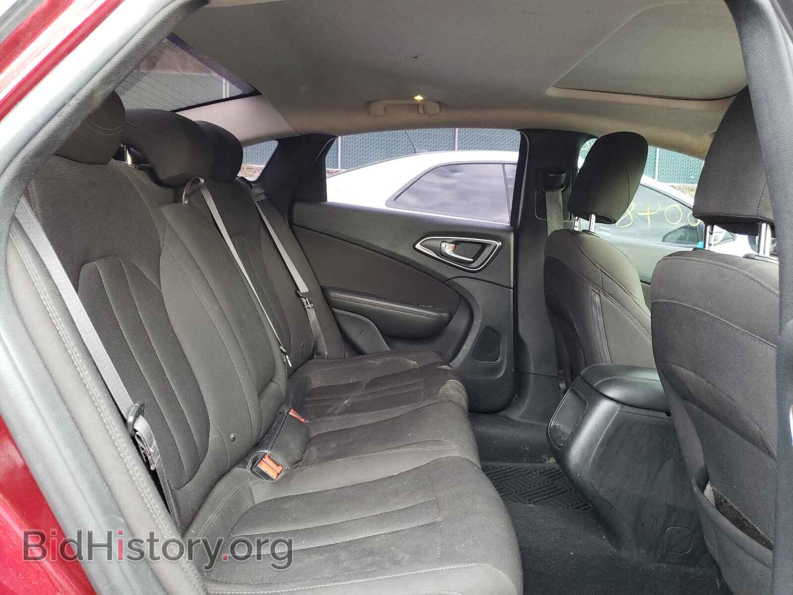 2015 CHRYSLER 200 - VIN: 1C3CCCAB5FN679818 - Фото 6