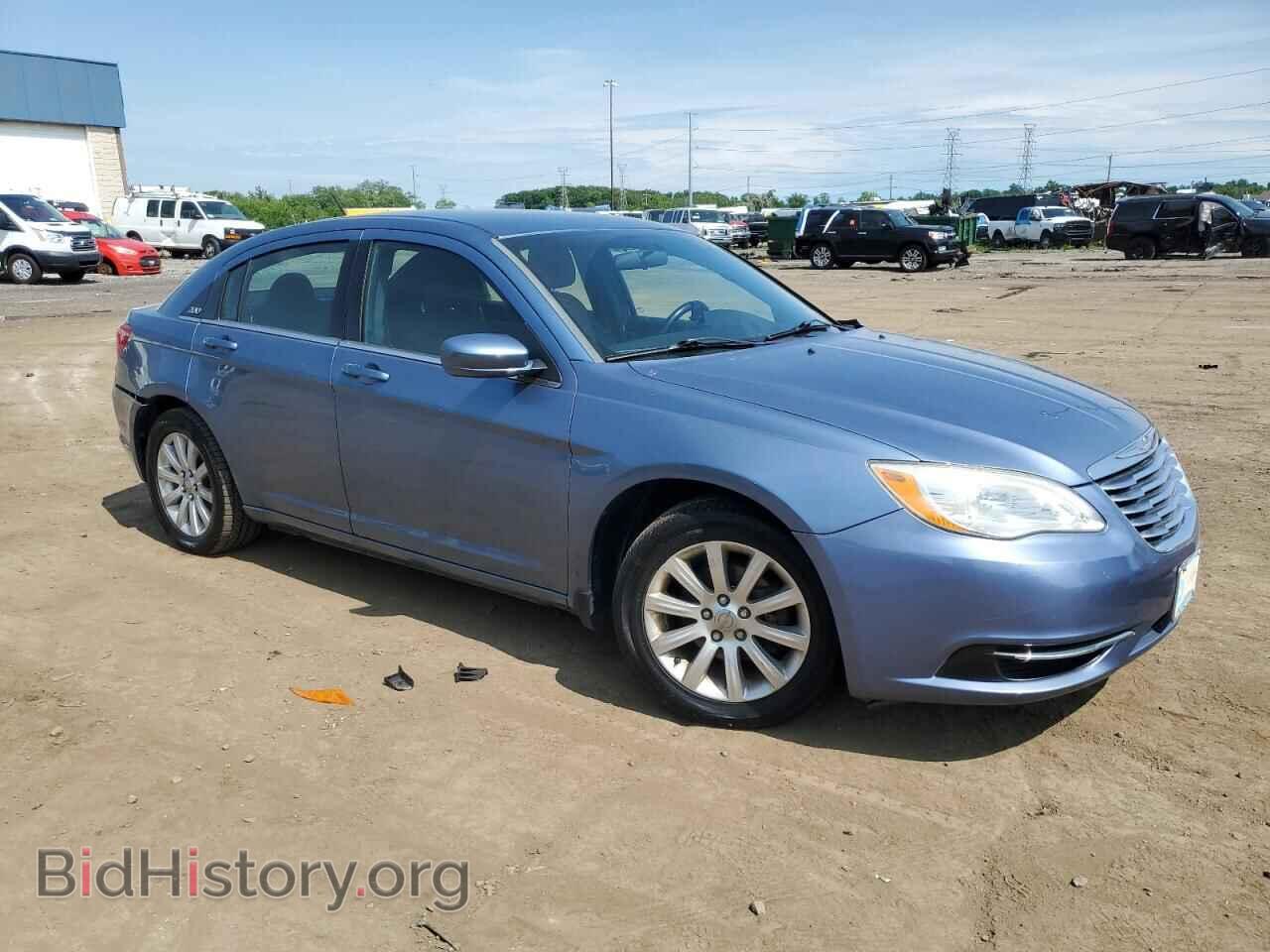 2011 CHRYSLER 200 - VIN: 1C3BC1FB4BN532425 - Фото 4