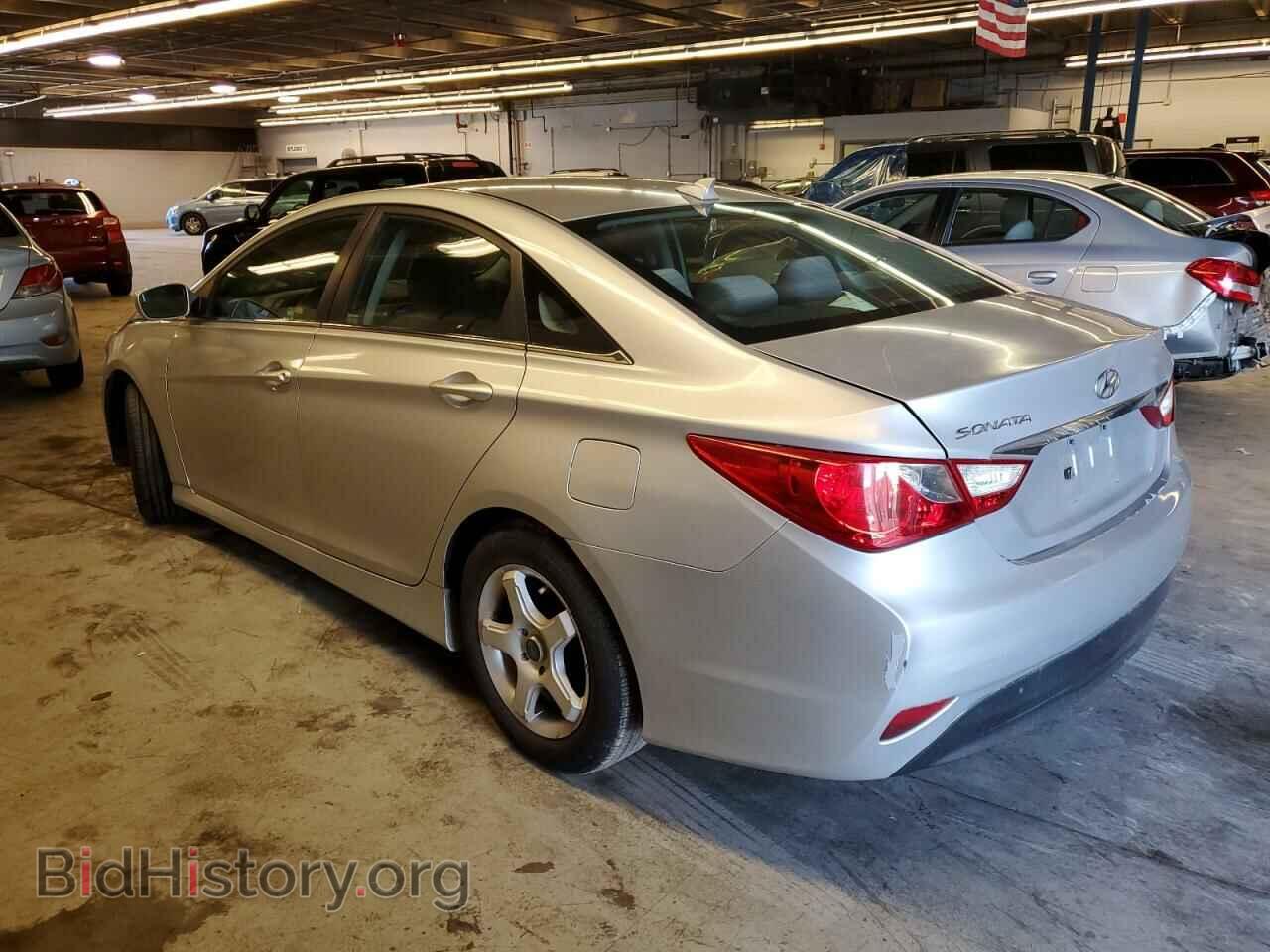 2014 HYUNDAI SONATA - VIN: 5NPEB4AC7EH866272 - Фото 2