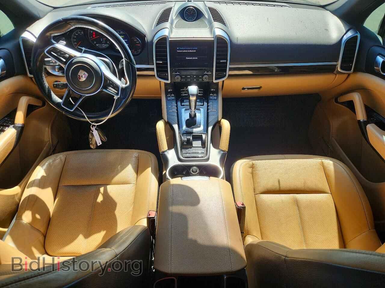 2017 PORSCHE CAYENNE - VIN: WP1AA2A26HKA91416 - Photo 8