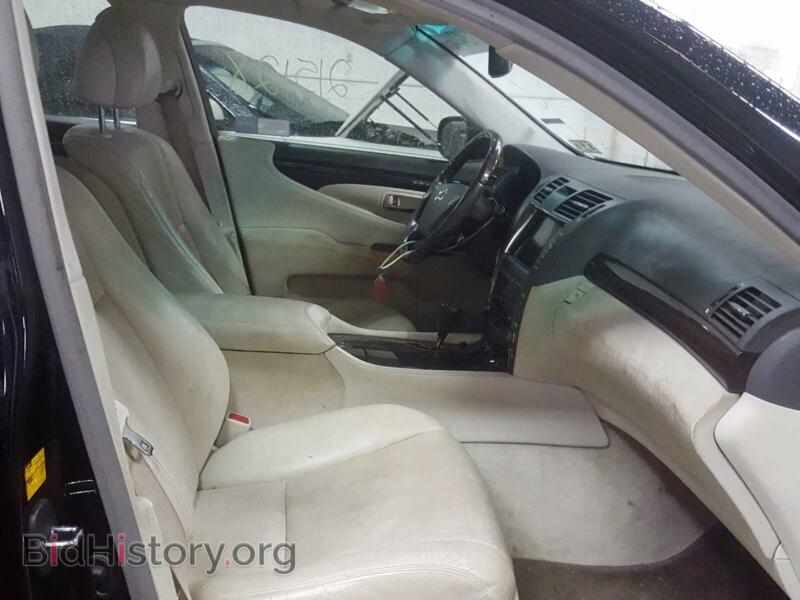 2007 Lexus LS460 (VIN JTHBL46FX75010890) — фото 5 из 10