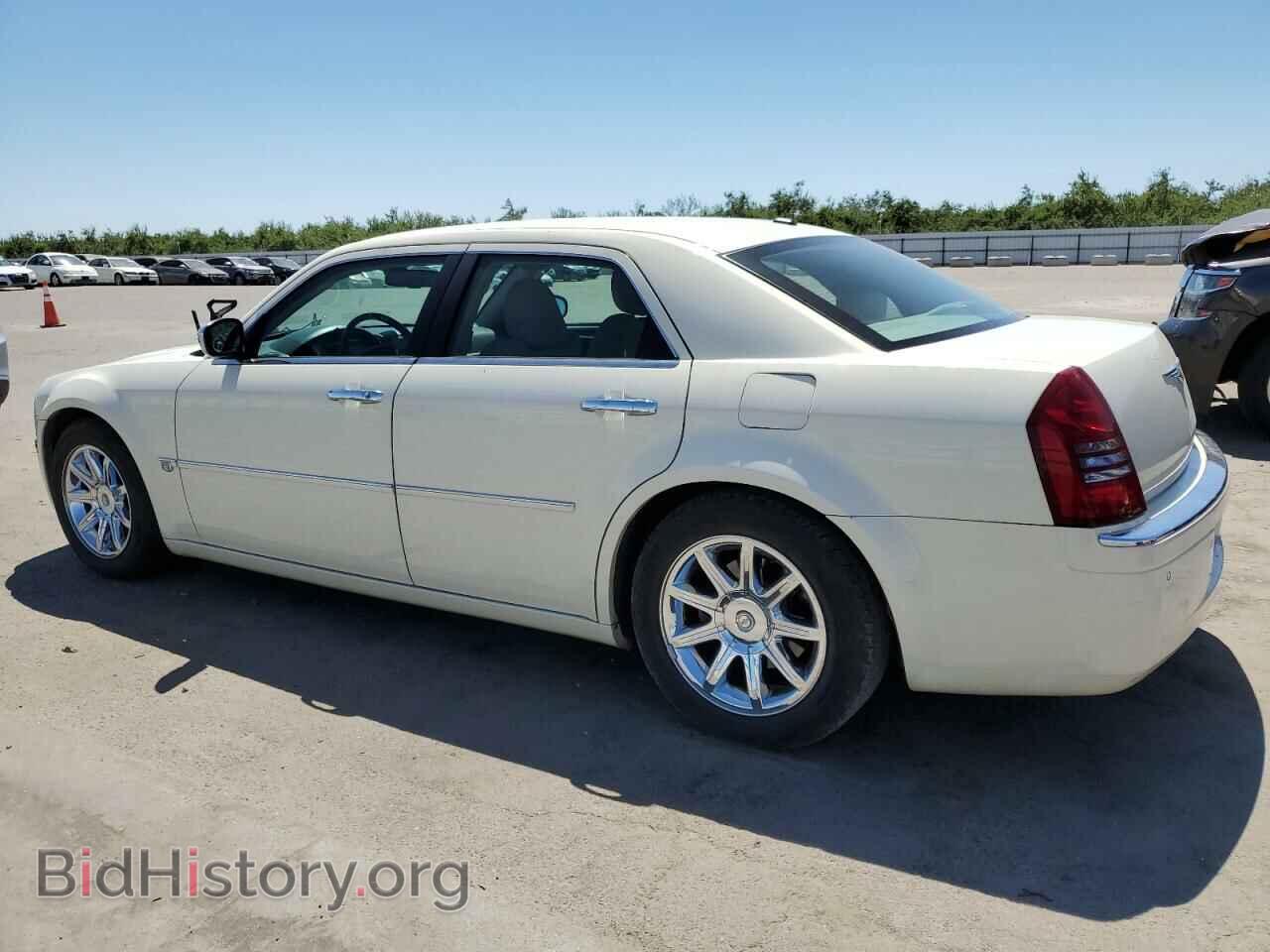 2006 CHRYSLER 300 - VIN: 2C3LA63H26H441250 - Фото 2