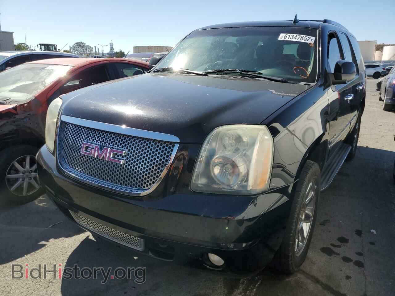 2011 GMC YUKON - VIN: 1GKS1EEF2BR173912 - Фото 2