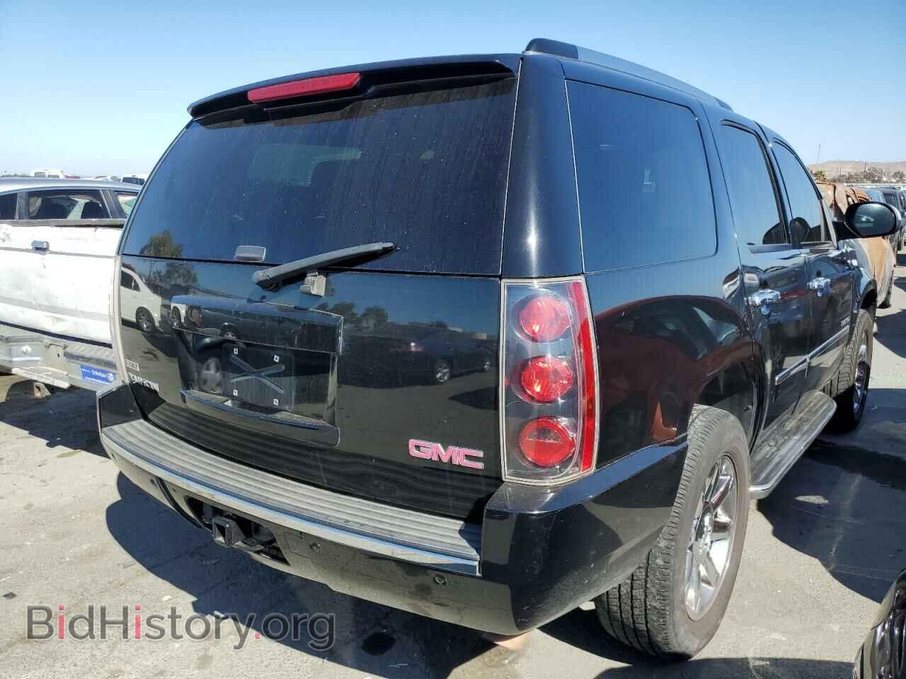 2011 GMC YUKON - VIN: 1GKS1EEF2BR173912 - Фото 4