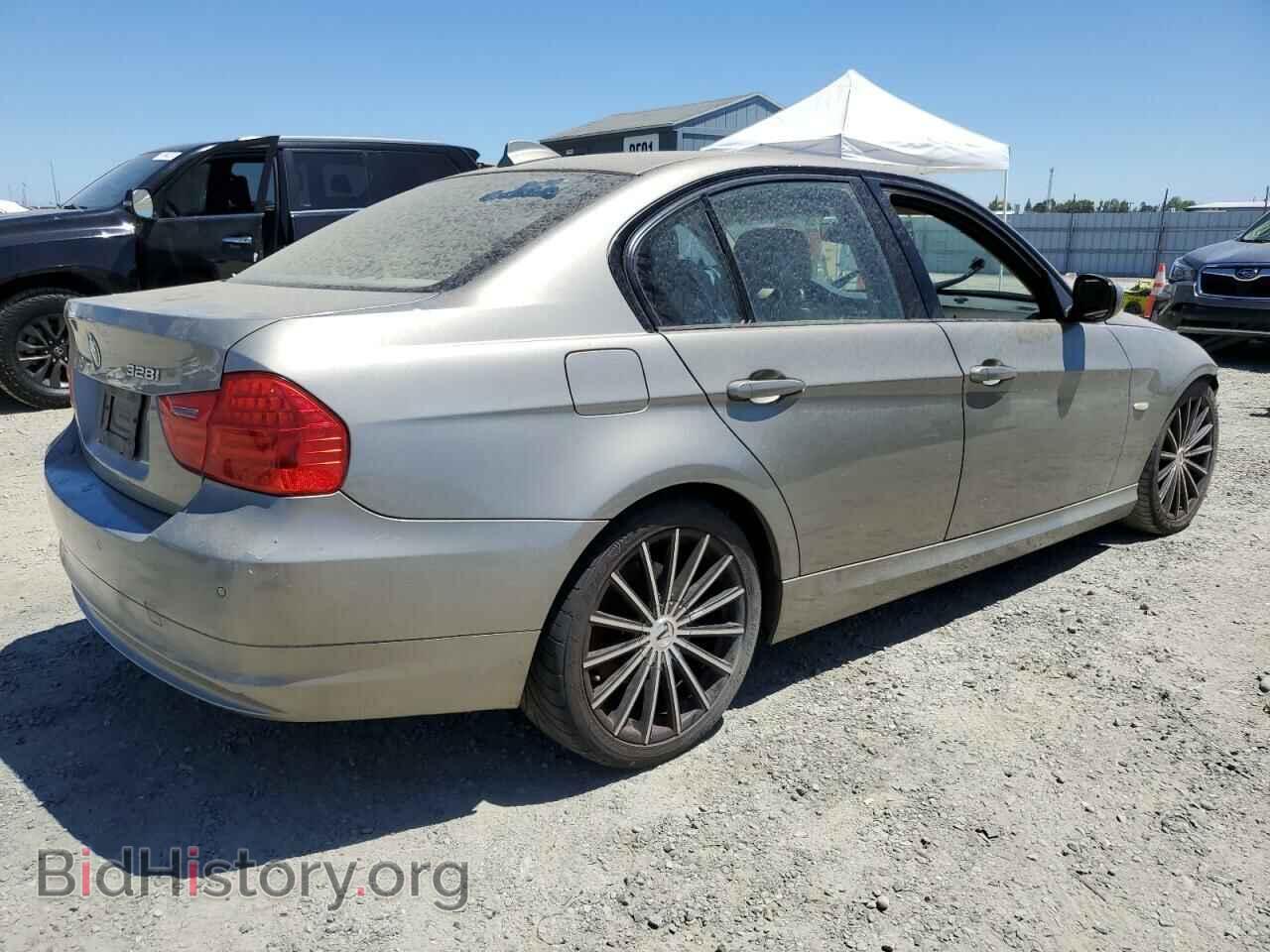 2009 BMW 3 SERIES - VIN: WBAPH77509NL84943 - Фото 3