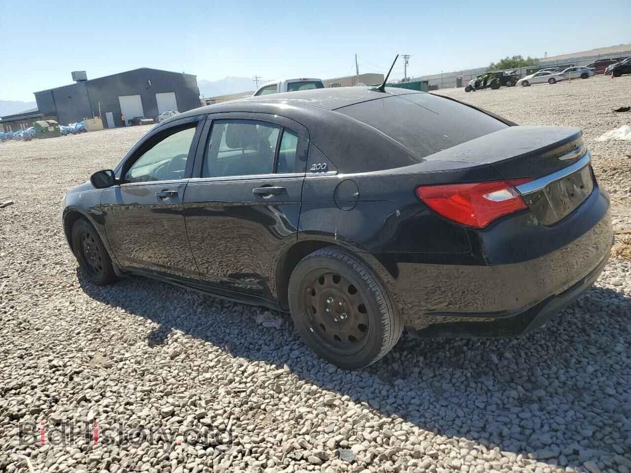2013 CHRYSLER 200 - VIN: 1C3CCBCG2DN501865 - Фото 2