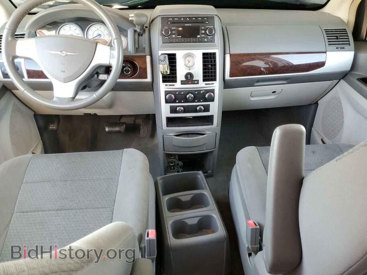 2010 CHRYSLER MINIVAN - VIN: 2A4RR5D12AR405176 - Фото 5