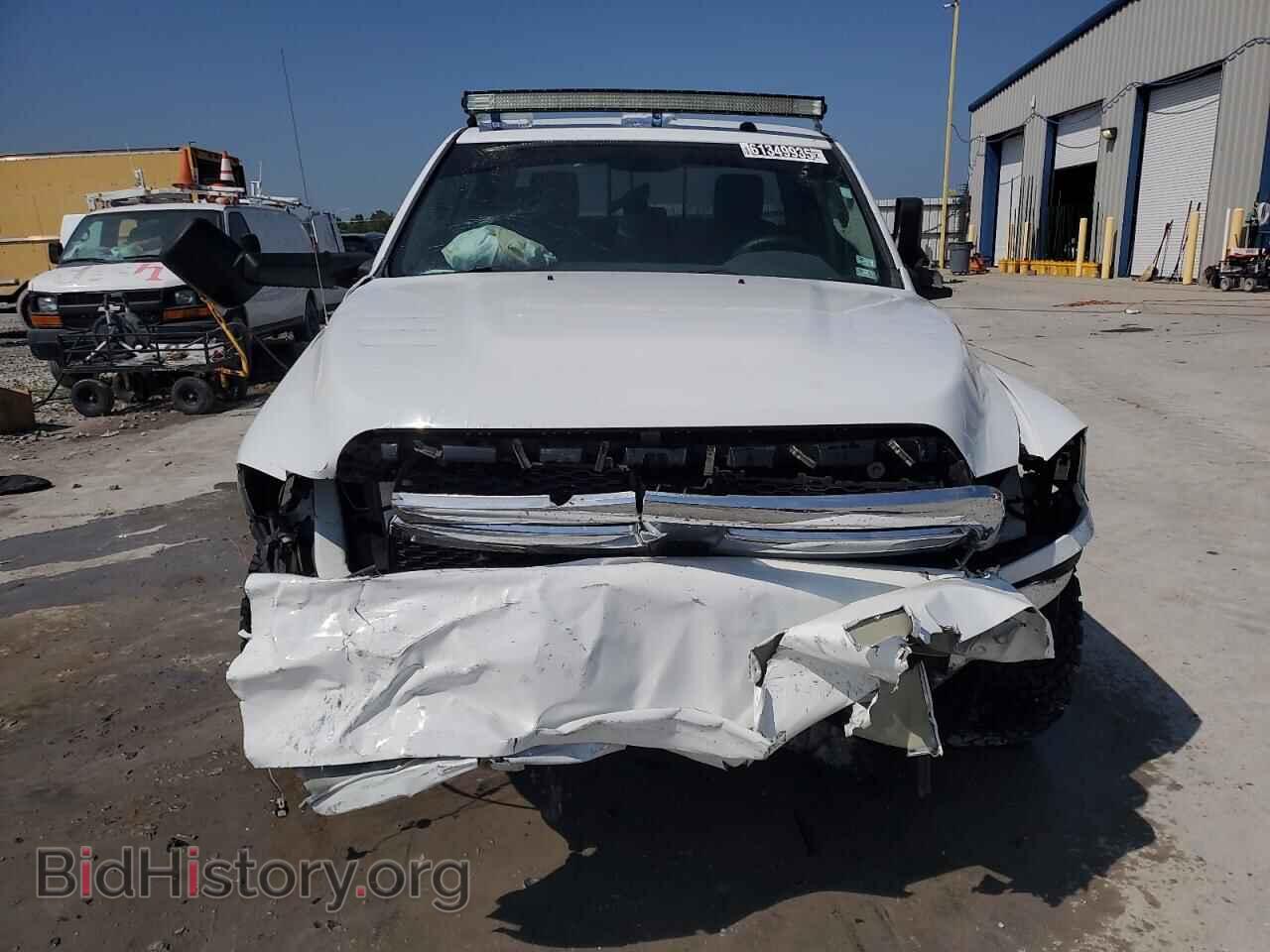 2015 RAM All Models - VIN: 3C6UR5DL3FG610527 - Фото 5