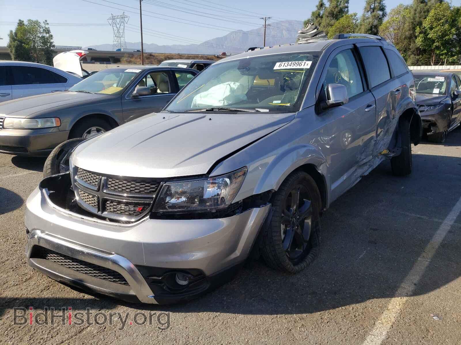 2020 DODGE JOURNEY - VIN: 3C4PDCGB5LT272904 - Фото 2