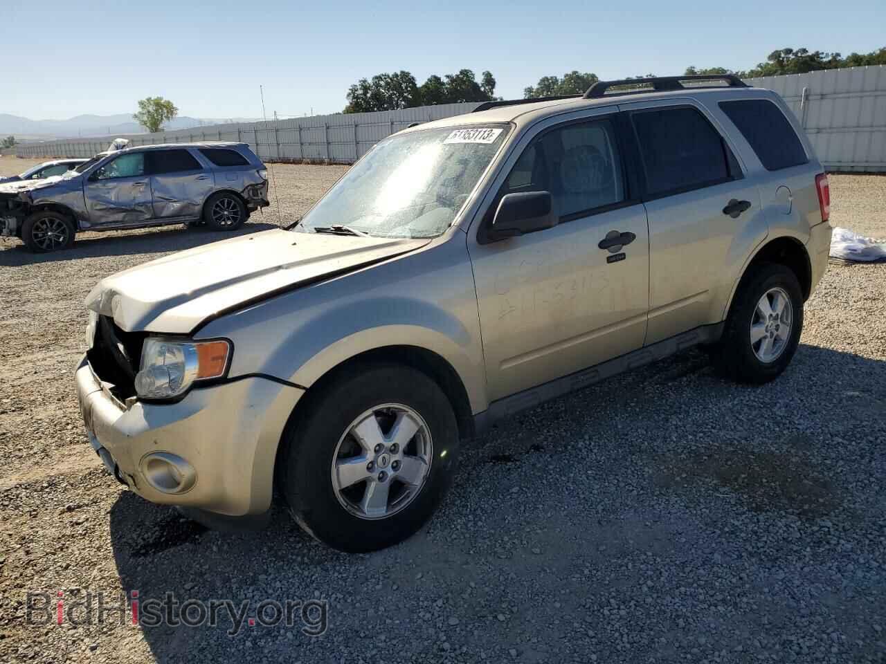 Фотография 1FMCU0DG6AKC24612 - FORD ESCAPE 2010