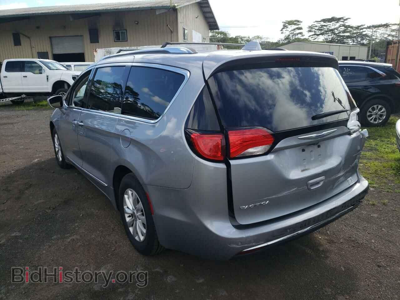 2019 CHRYSLER PACIFICA - VIN: 2C4RC1BG7KR731659 - Фото 2