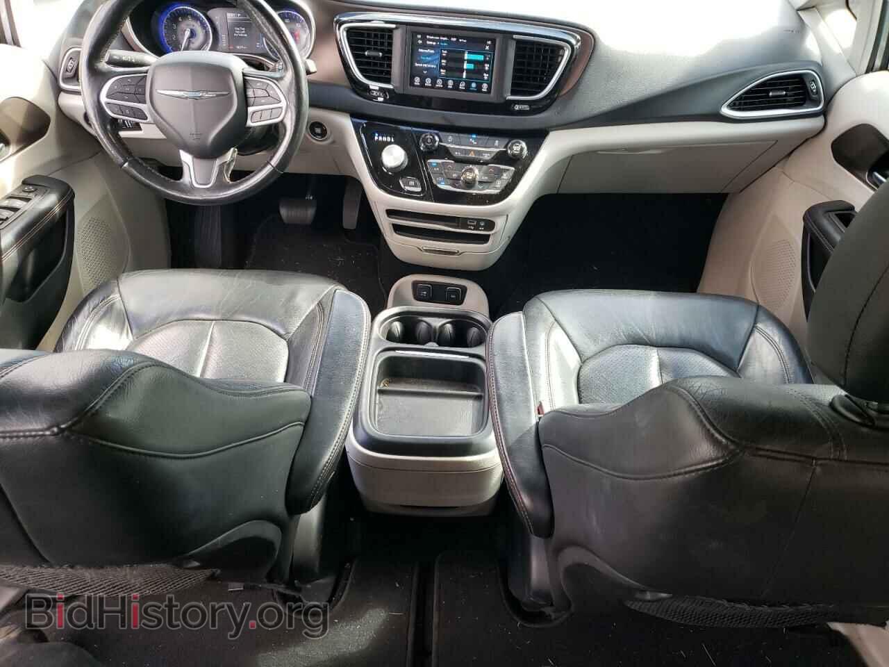 2019 CHRYSLER PACIFICA - VIN: 2C4RC1BG7KR731659 - Фото 8