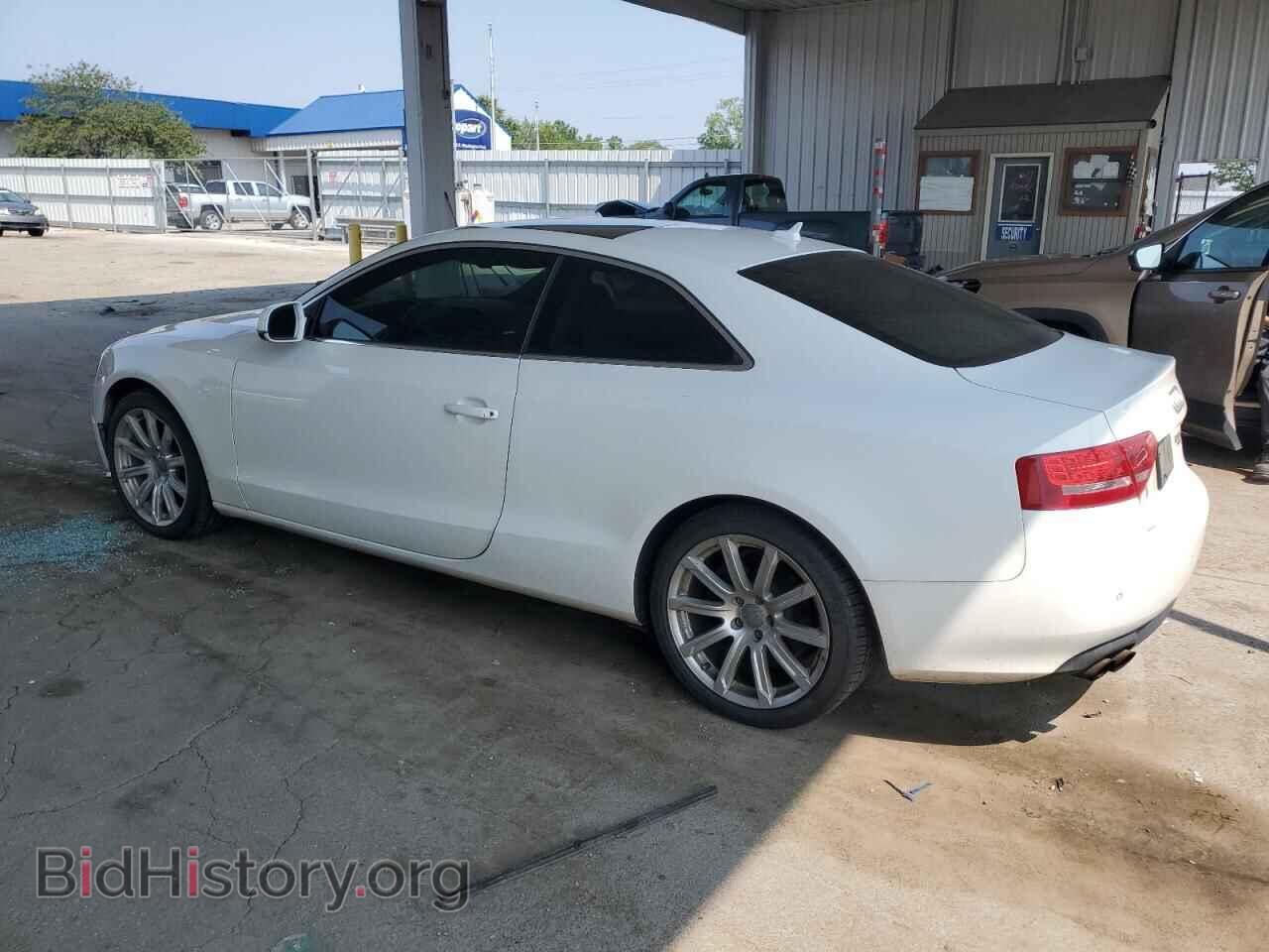 2011 AUDI A5 - VIN: WAULFAFR8BA008204 - Фото 2
