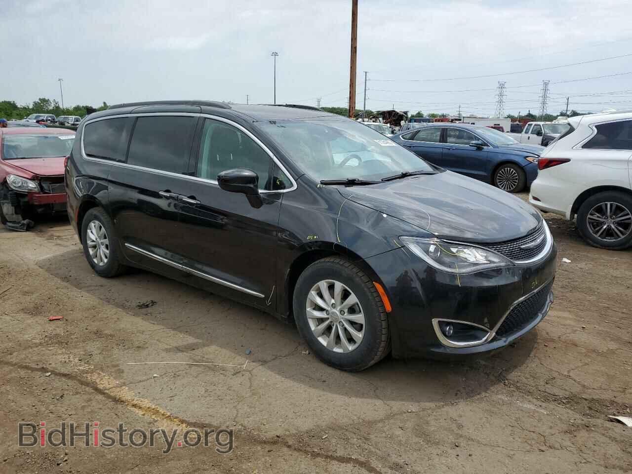 2017 CHRYSLER PACIFICA - VIN: 2C4RC1BG4HR840136 - Photo 4