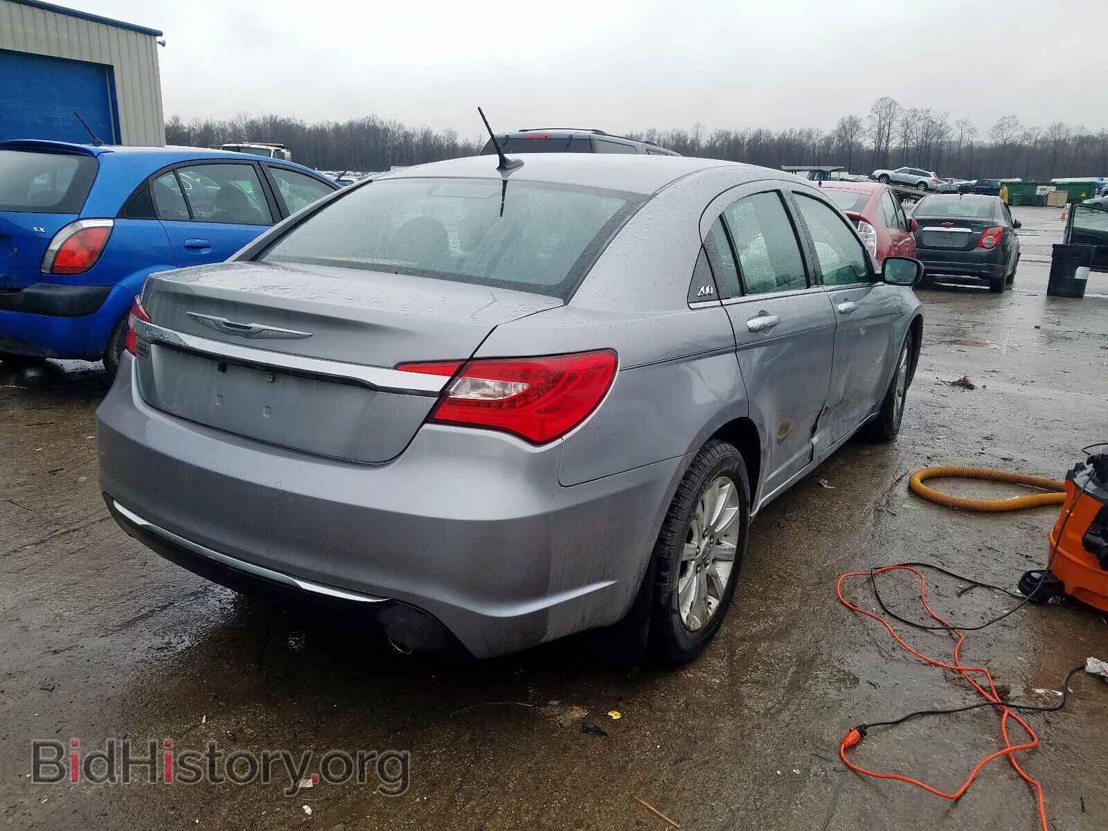 2013 CHRYSLER 200 - VIN: 1C3CCBCG6DN510536 - Фото 4