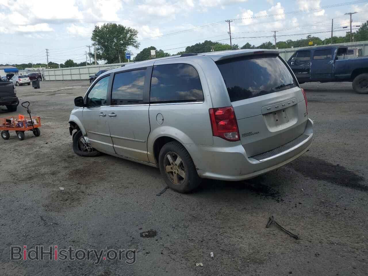 2011 DODGE CARAVAN - VIN: 2D4RN5DG6BR751015 - Фото 2