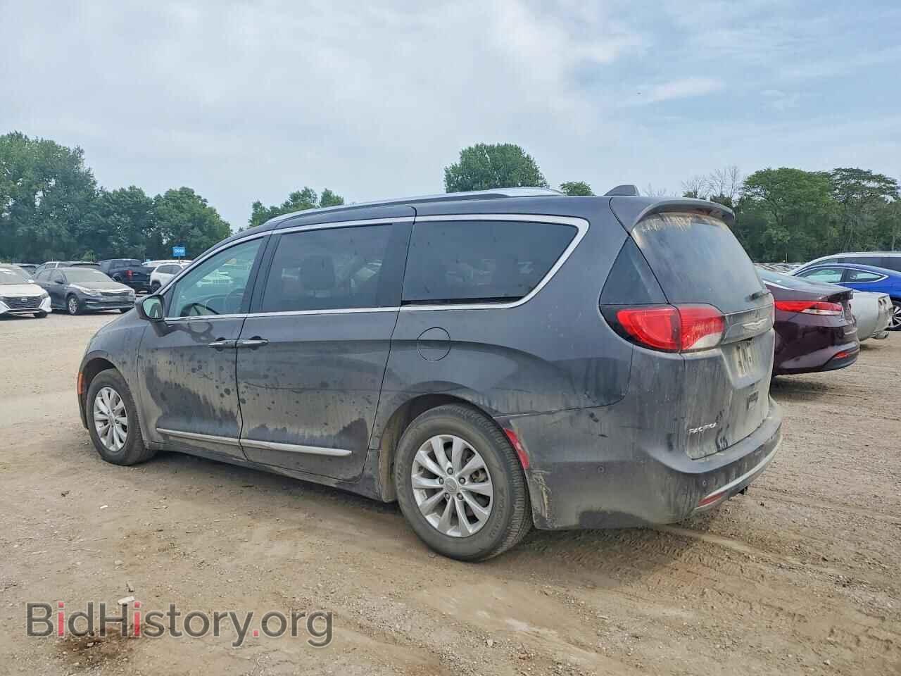 2018 CHRYSLER PACIFICA - VIN: 2C4RC1EGXJR101046 - Photo 2