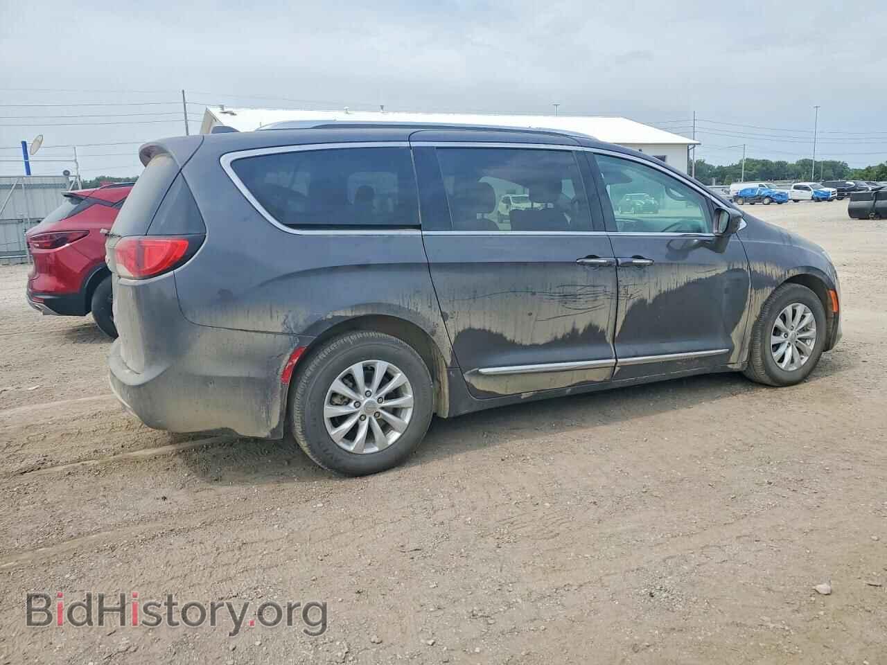 2018 CHRYSLER PACIFICA - VIN: 2C4RC1EGXJR101046 - Photo 3