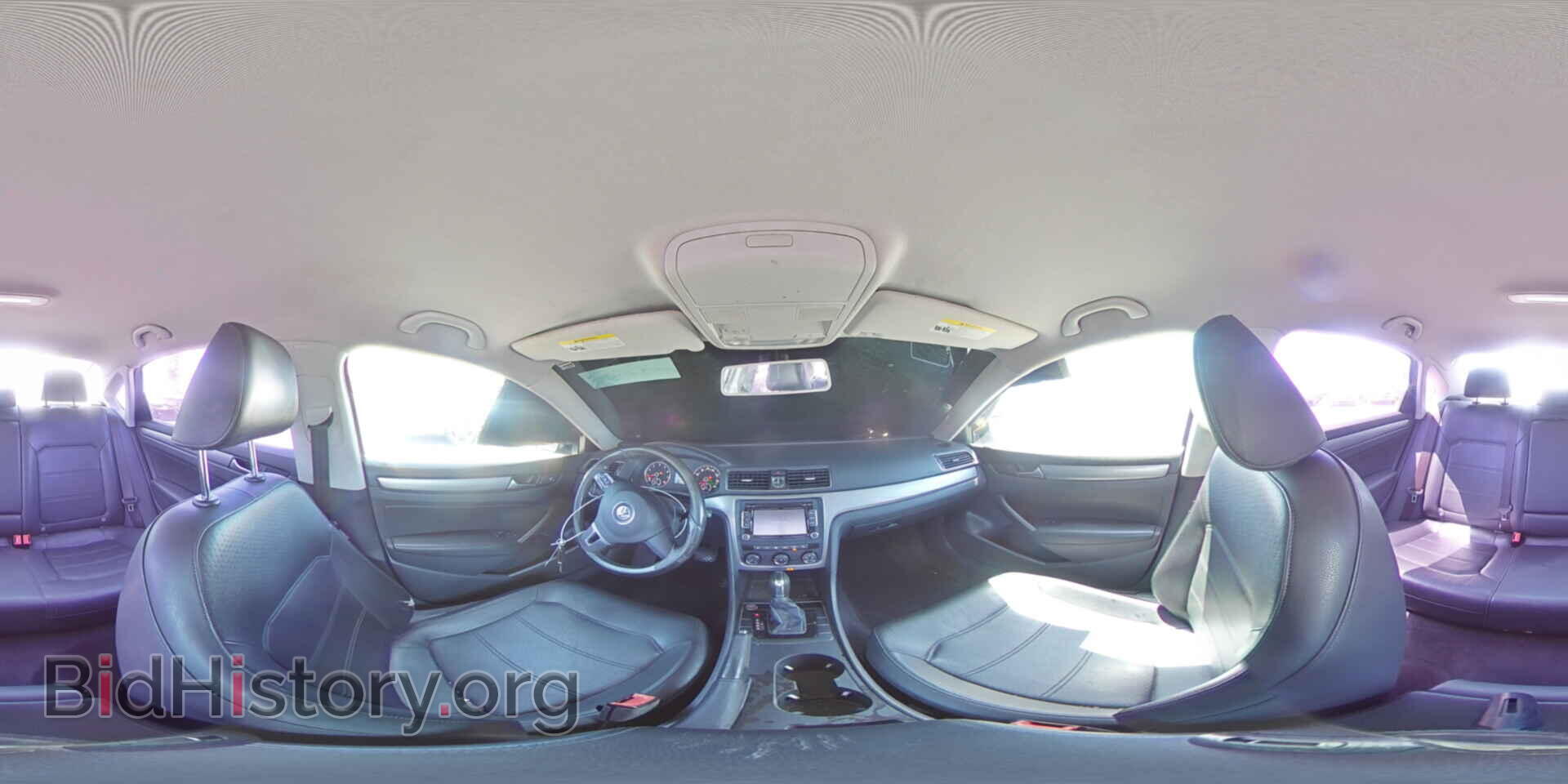 2015 VOLKSWAGEN PASSAT - VIN: 1VWAT7A31FC122884 - Фото 14